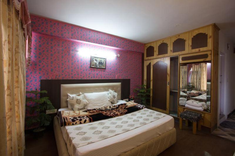 Utsav Hotel Manali  Exterior photo